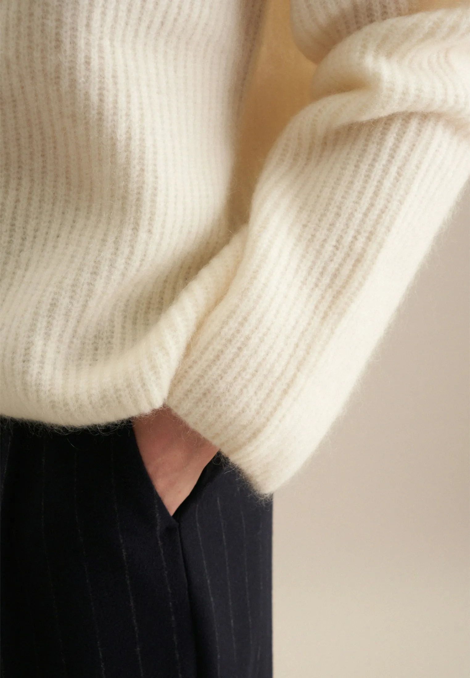 lange Arm Cardigan